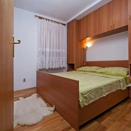 Svetlana Apartment *