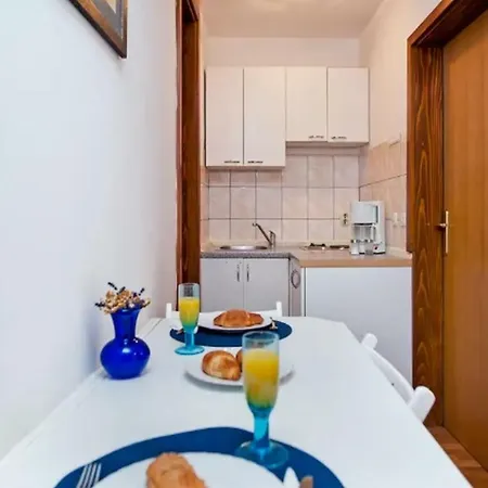 Svetlana Apartment *